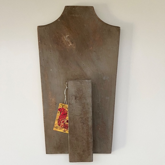 Handcrafted Rustic Wooden Necklace Display Easel Stand With Floral Accents - Picture 2 of 6